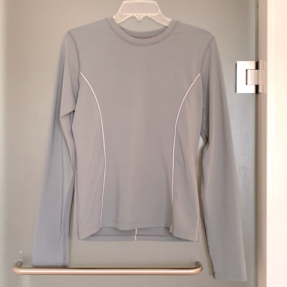 Lululemon grey long sleeve top